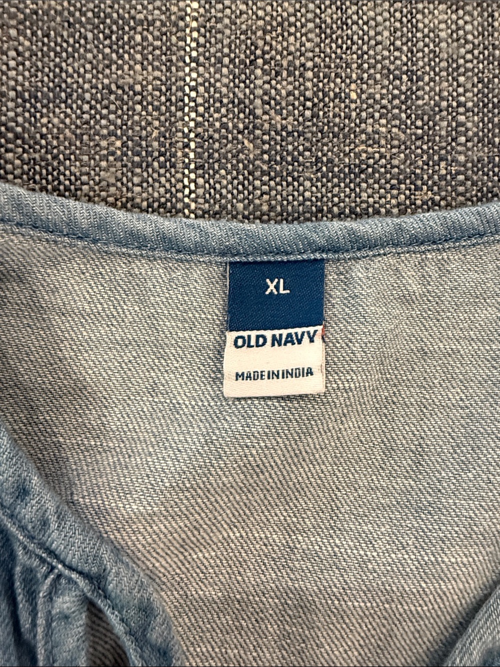 Old Navy Denim Puff Sleeve Top - Picture 2 of 2
